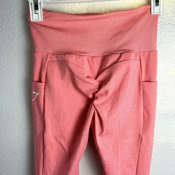 Gymshark Scrunch Butt Leggings - Picture 6 of 8